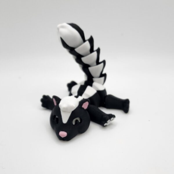 Skunk- Articulating